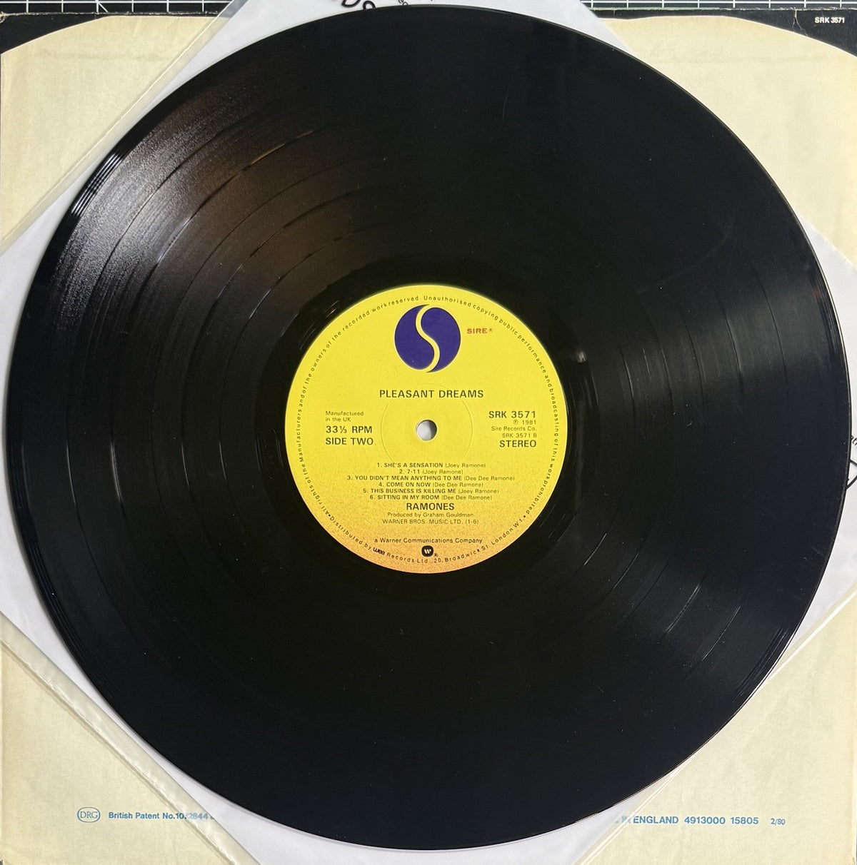 Ramones - Pleasant Dreams 1981 UK First Press (Strawberry) VG+/VG