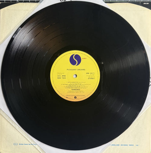 Ramones - Pleasant Dreams 1981 UK 1st Press (Strawberry) VG+/VG