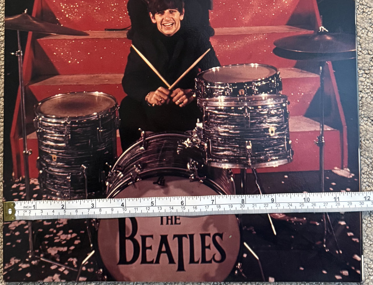 Beatles Memorabilia/collectors items: 1960s postcards, 1965 diary, poster book, reproduction postcards