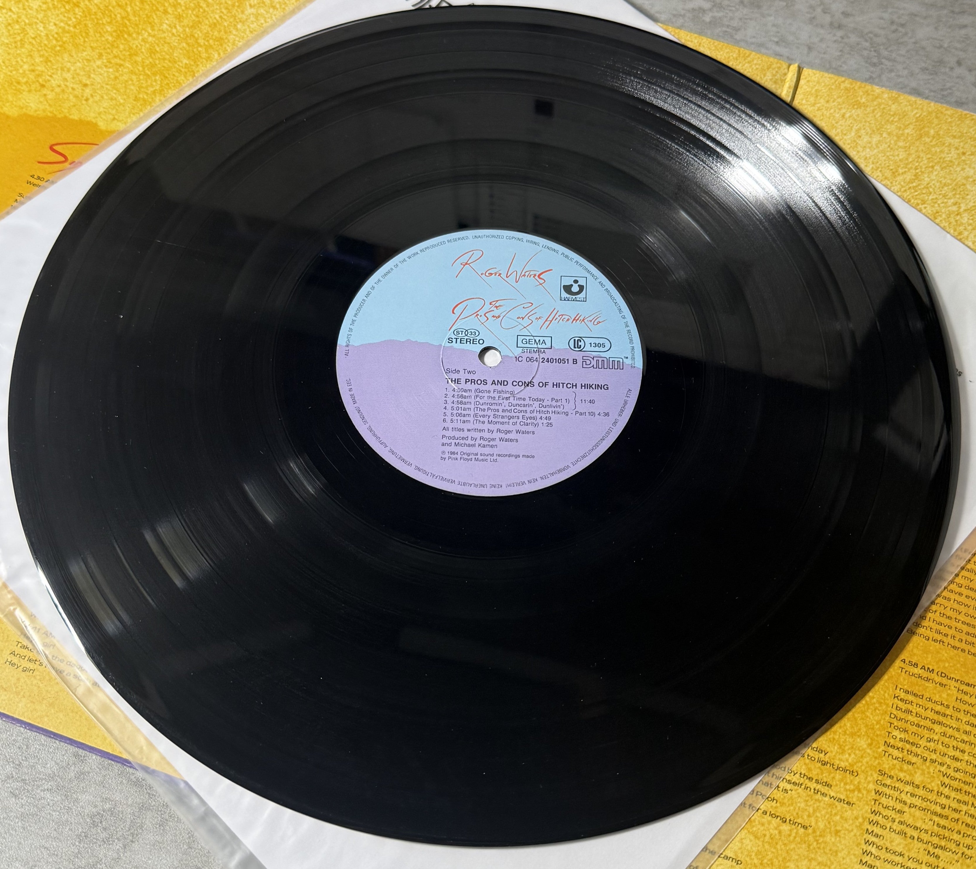 Roger Waters - The Pros And Cons Of Hitch Hiking - 1984 Euro 1st Press - Holland Gatefold VG/VG+