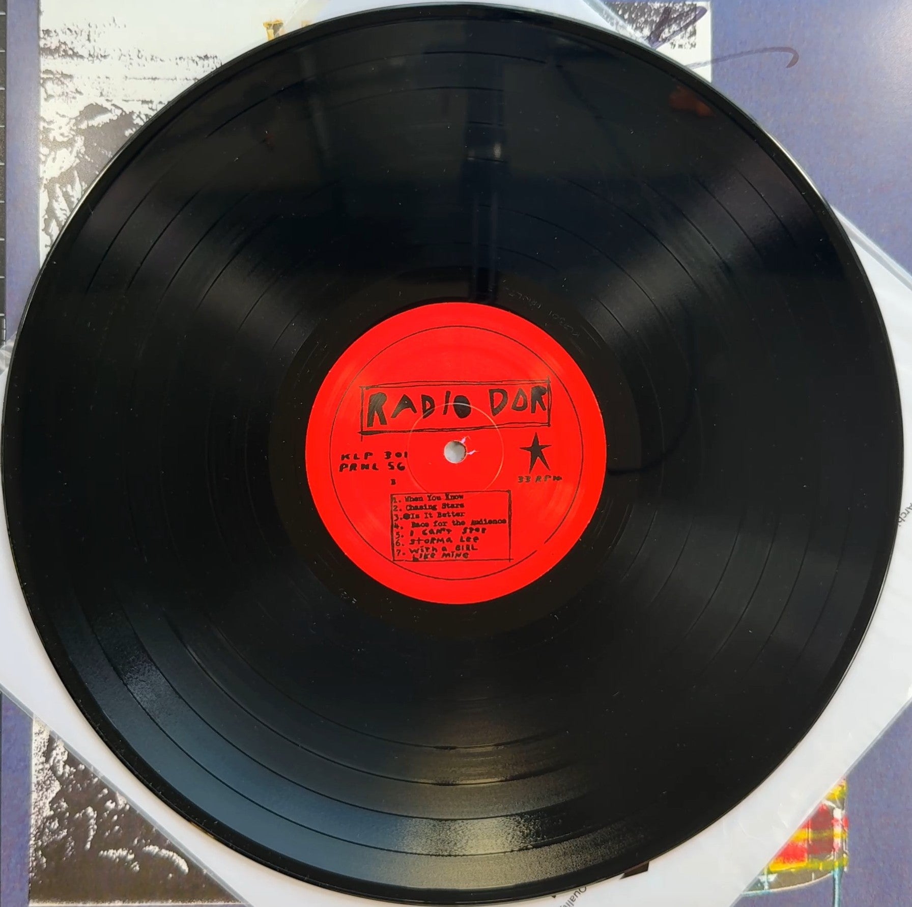 AUTOGRAPH The Sharp Pins - Radio DDR 2025 US VG+/NM 140g vinyl