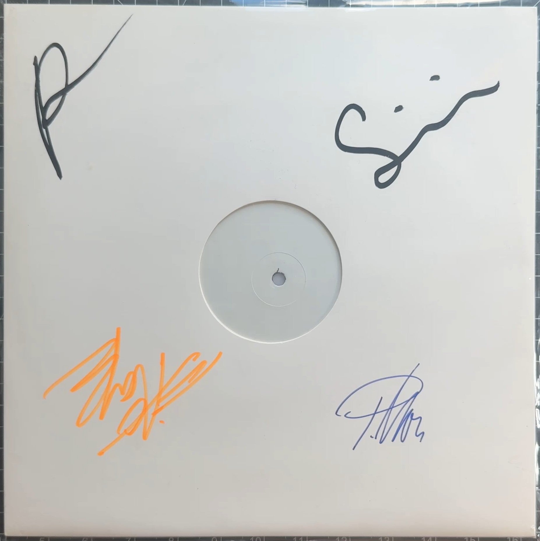 AUTOGRAPH Hiatus Kaiyote Mood Valiant 1st Ltd Edtn (500 copies) Crafted by Band