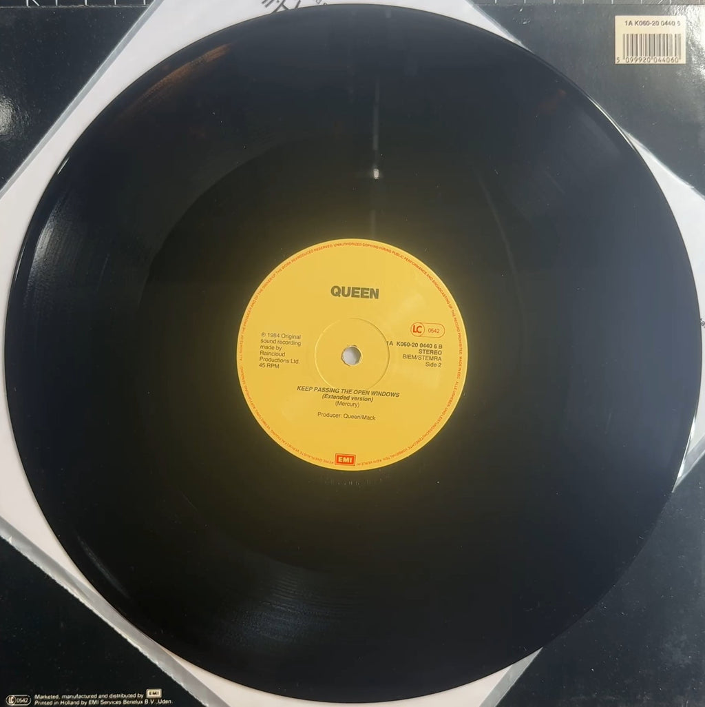 Queen Thank God It's Christmas 1984 Euro 1st Press 12" Maxi VG+/VG+